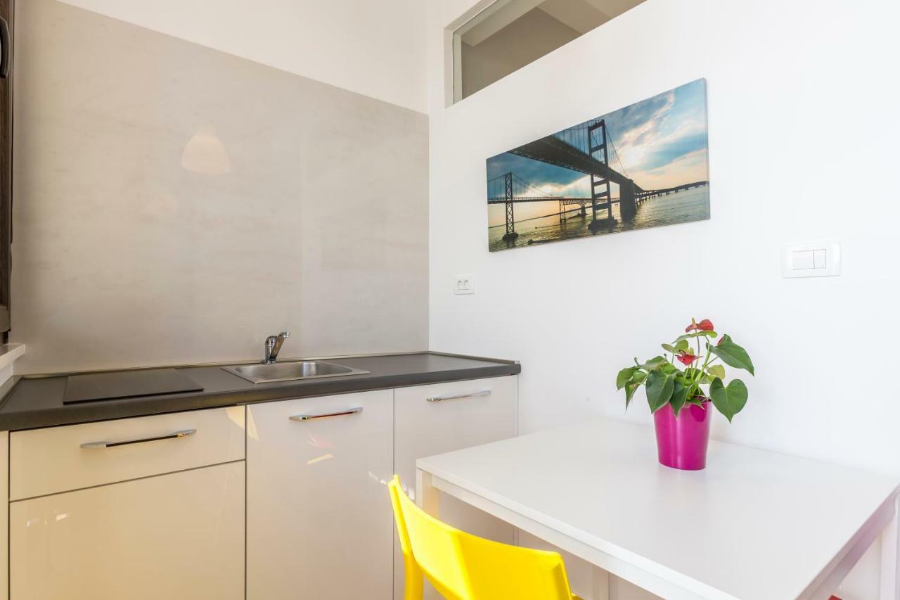 Apartments Sea Shore Split Exterior photo